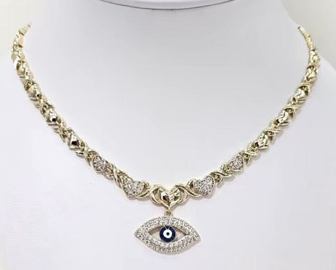 Collar Dorado con Dije Ojo Turco y Corazones Pavé – Protección & Glamour
