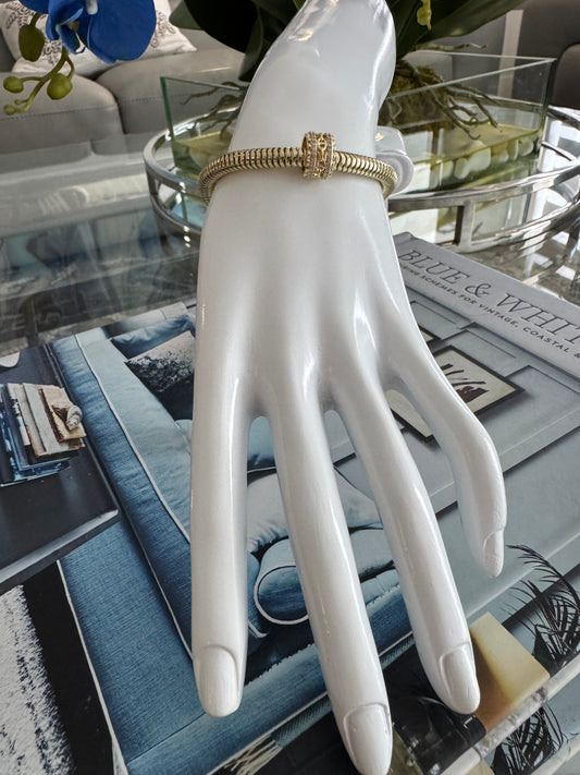 ✨ Pulsera Tipo Pandora en Oro Laminado 14K – Con Dije Central Calado ✨